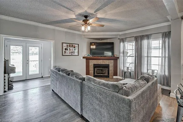 4561 SHELTON COUNTRY RD