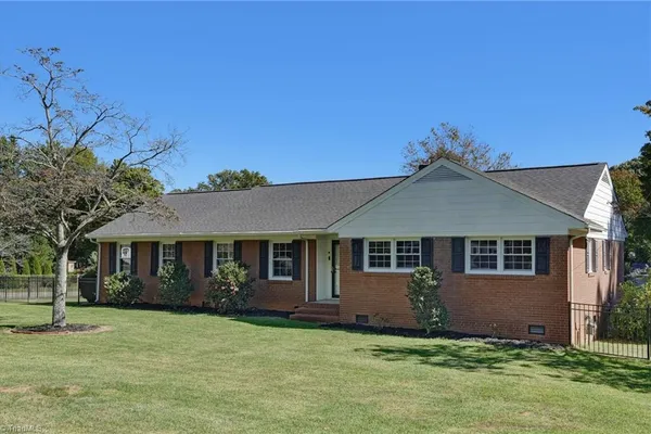 1006 JEFFERSON RD