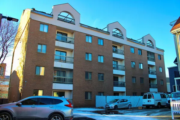 24 COREY ST 101