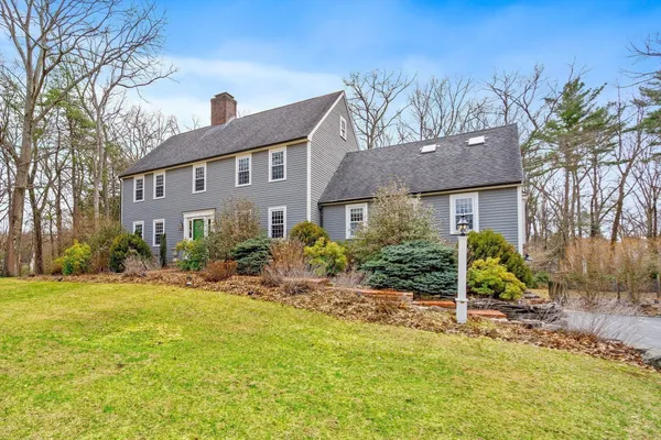 48 CHANTICLEER RD
