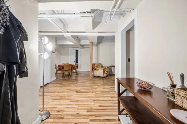 39 GLENVILLE AVE 71A