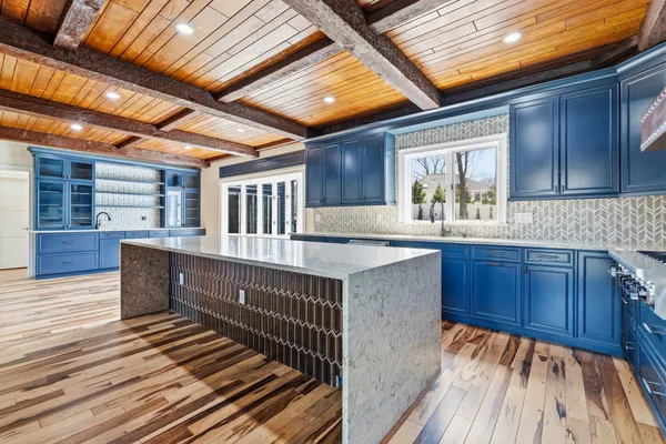 90 COUNTRYSIDE LN