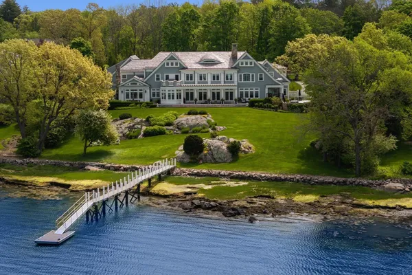 5 BARE COVE LN