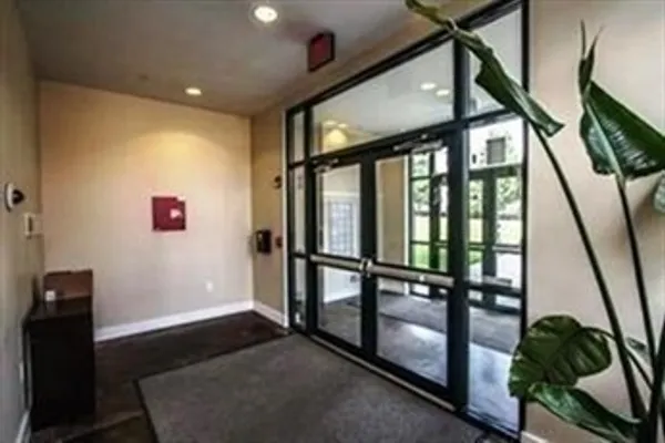 21 ILLINOIS ST 202