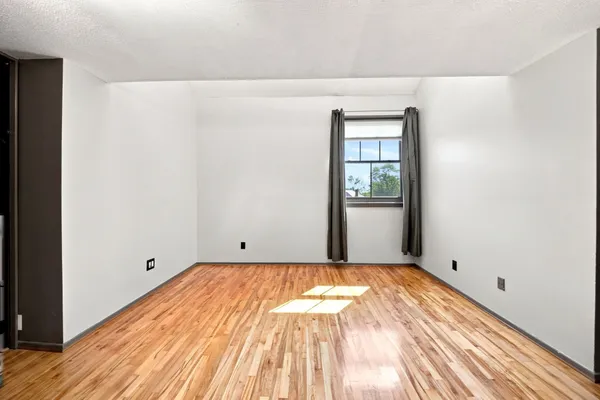51 PETTEE ST 47