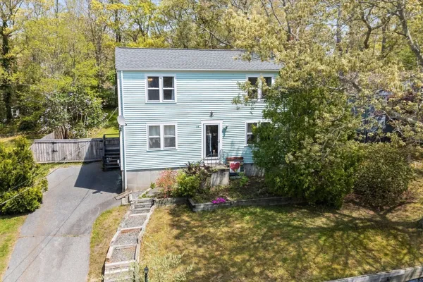 64 WINTHROP RD