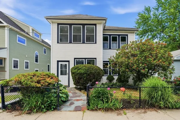 60-62 CORNELL ST 62