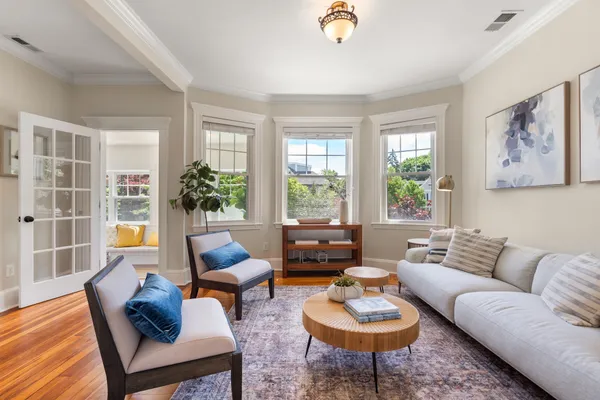293 HURON AVE 2