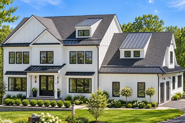 15 SPRING HILL FARM RD