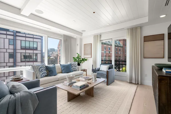 50 BATTERY ST 401/501