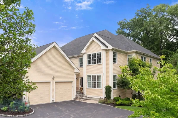 79 CLUBHOUSE WAY 79