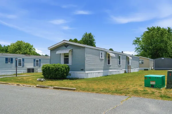 36 CATHERINE DR