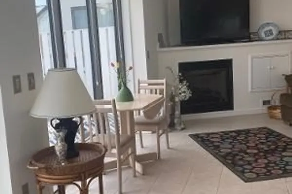30 OCEANSIDE DR 30