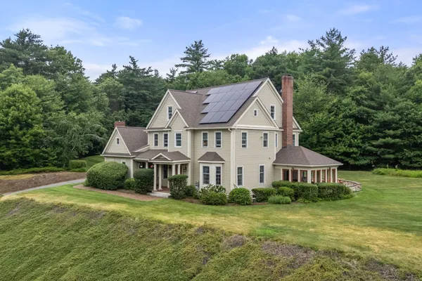 35 HOUGHTON LN