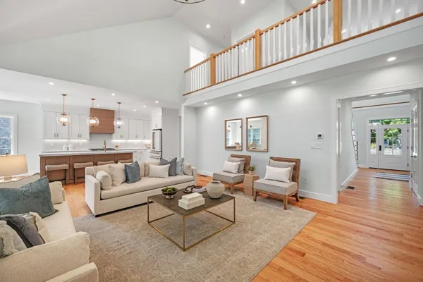 296 CASTLE RD