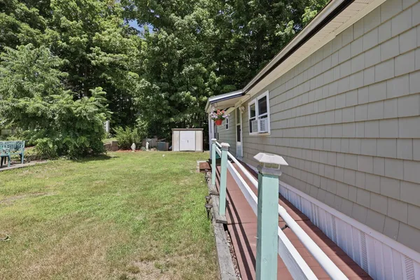 83 CLARK RD 22