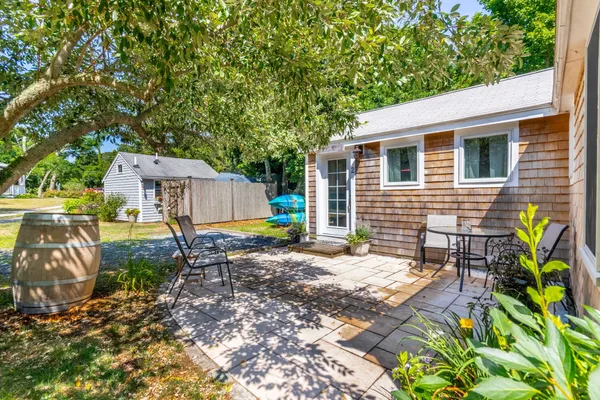 319 S ORLEANS RD 2