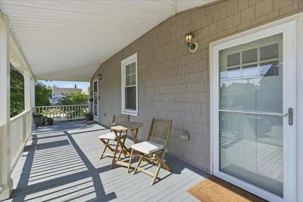 189 SHIRLEY ST 2