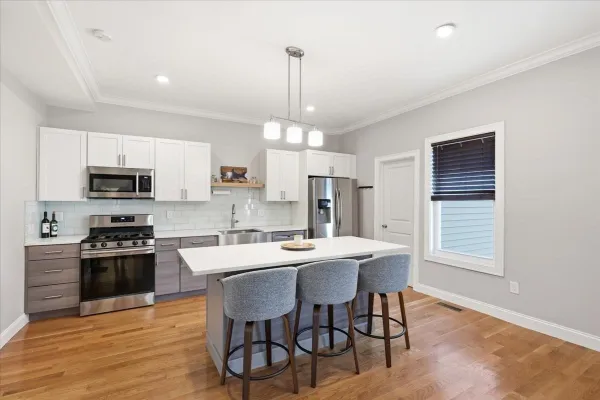 189 SHIRLEY ST 2