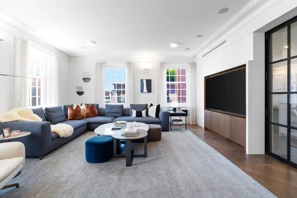 41 MT VERNON ST 5