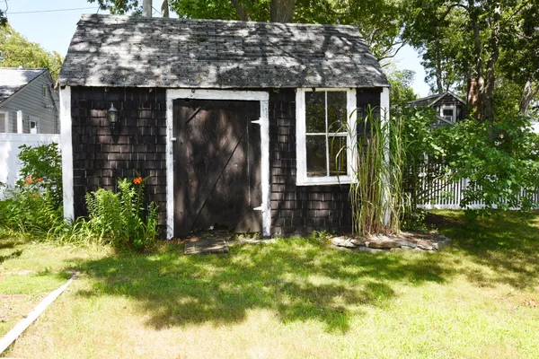 14 PROSPECT ST