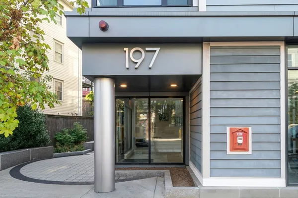 197 WASHINGTON ST 409