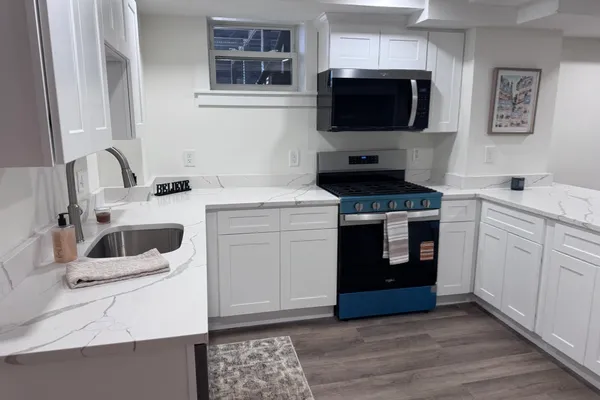 40 HIGHLAND AVE 8