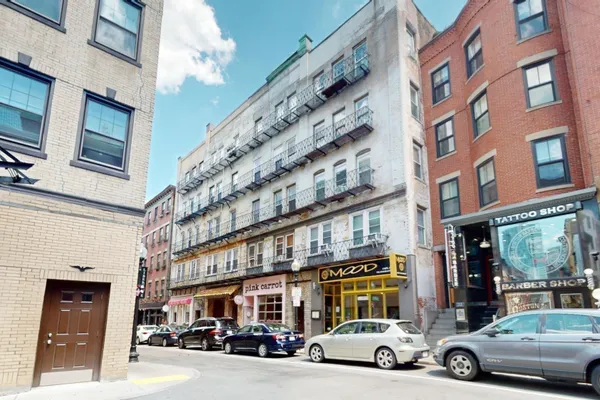 115 SALEM ST 10