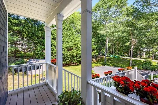 20 VESPER DR
