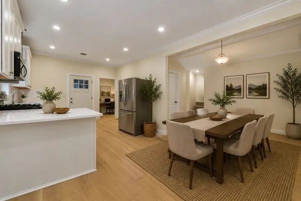 111 MAVERICK ST 1
