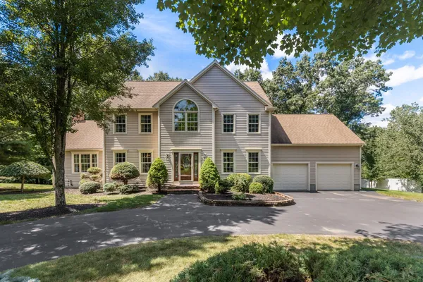 90 NORTHRIDGE DR
