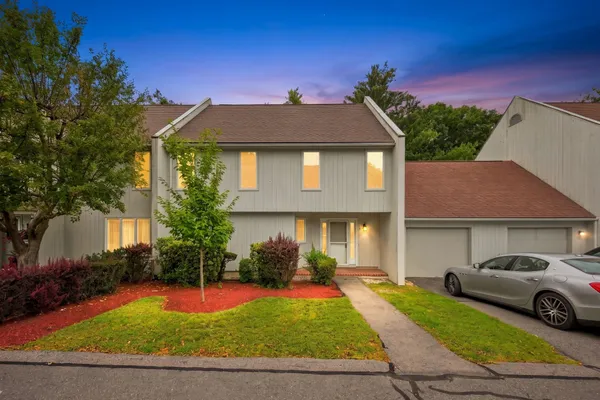 34 WOODLAND PARK DR 34