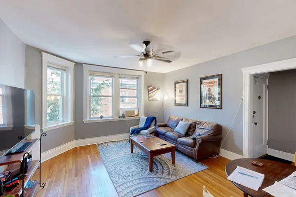 19 SHORT ST 6