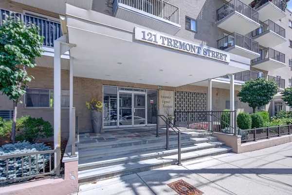 121 TREMONT ST C6