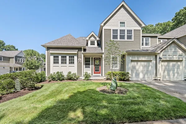 12 MCNEIL CIR 12