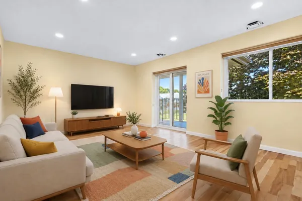 25 BAYBERRY DR 3