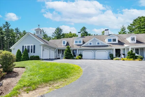 21 HAYLOFT LN 21