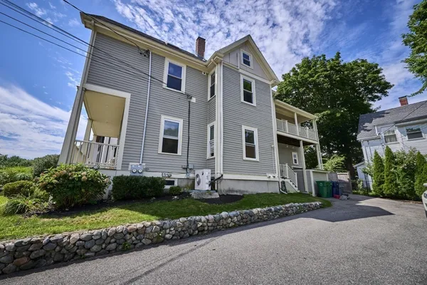 349 LINWOOD AVE 2