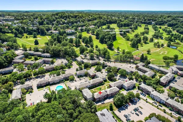 173 LAKE SHORE RD 3