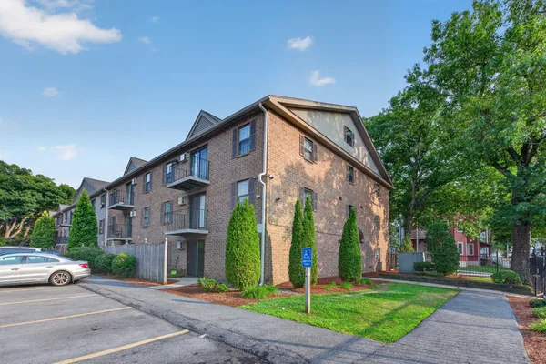 80 STANTON ST 27