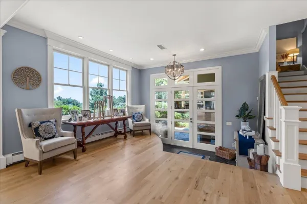 26 FOX HILL CIR
