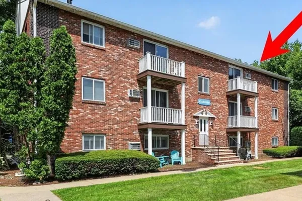 1801 OCEAN ST S-33