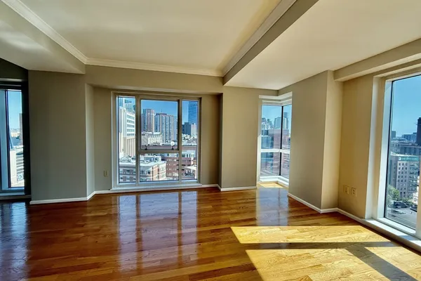 1 NASSAU ST 1705