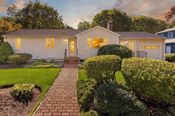 16 LEONARD RD