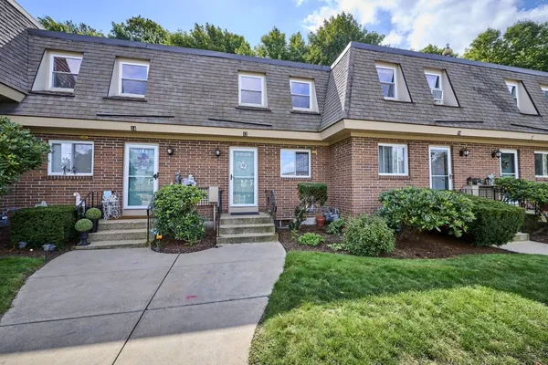 12 WALCOTT VALLEY DR 12
