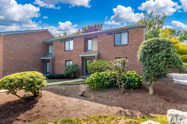 22 OLD STONE WAY 22