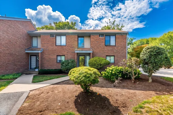 22 OLD STONE WAY 22