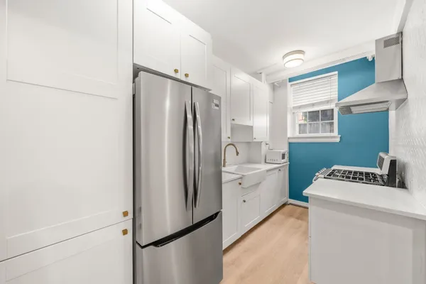 33 LENNON CT 43