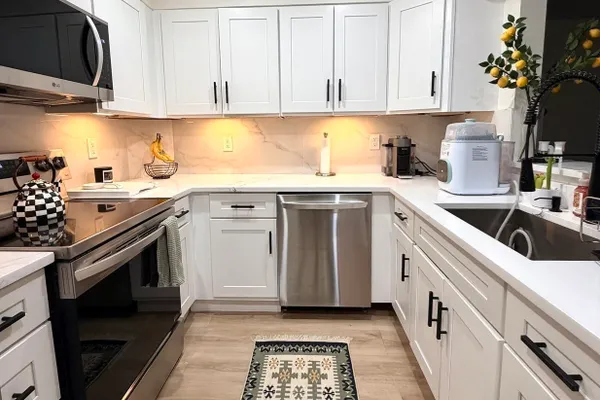 30 CHELSEA ST 310