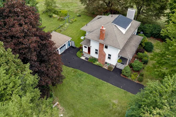 26 NELSON PL
